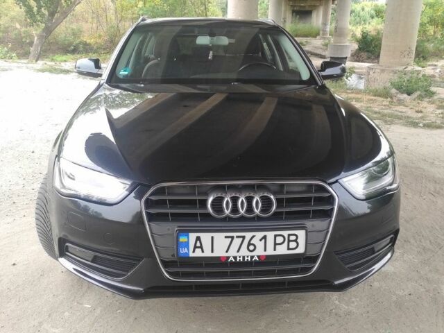 Черный Ауди А4, объемом двигателя 2 л и пробегом 285 тыс. км за 12000 $, фото 1 на Automoto.ua
