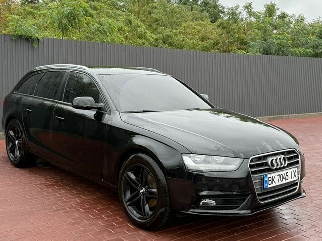 Чорний Ауді А4, об'ємом двигуна 2 л та пробігом 320 тис. км за 12500 $, фото 1 на Automoto.ua