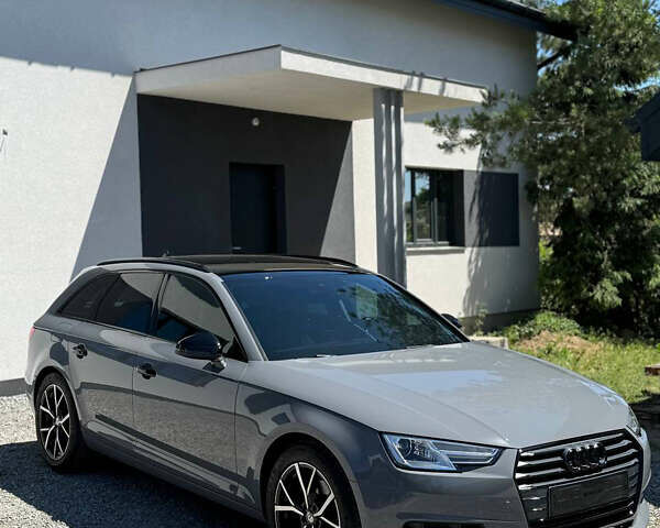 Черный Ауди А4, объемом двигателя 2 л и пробегом 318 тыс. км за 15999 $, фото 1 на Automoto.ua