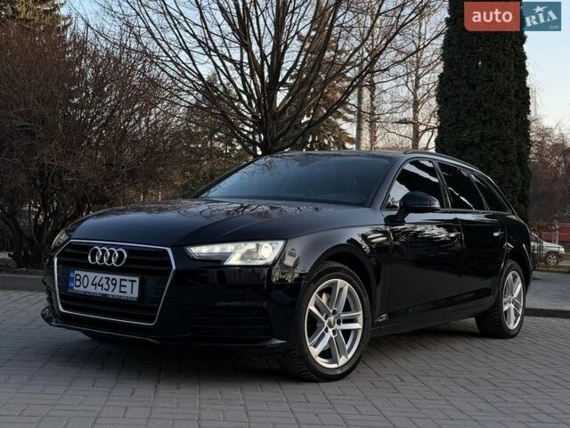 Черный Ауди А4, объемом двигателя 2 л и пробегом 270 тыс. км за 14499 $, фото 1 на Automoto.ua