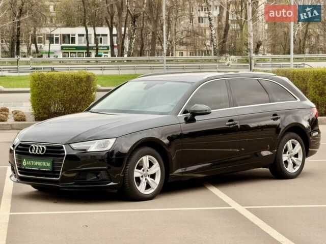 Черный Ауди А4, объемом двигателя 2 л и пробегом 218 тыс. км за 17500 $, фото 1 на Automoto.ua