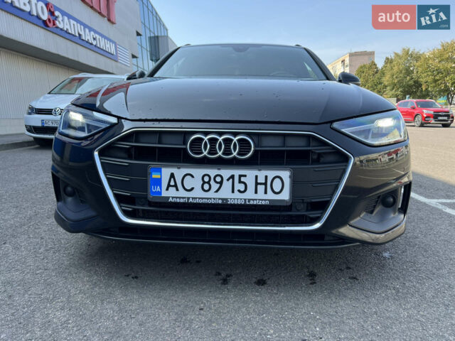 Черный Ауди А4, объемом двигателя 2 л и пробегом 242 тыс. км за 22800 $, фото 1 на Automoto.ua