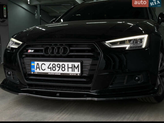 Черный Ауди А4, объемом двигателя 2 л и пробегом 197 тыс. км за 21699 $, фото 1 на Automoto.ua