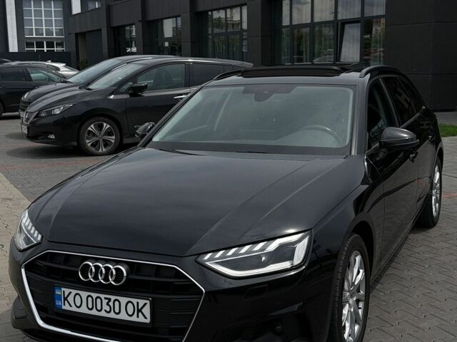Чорний Ауді А4, об'ємом двигуна 2 л та пробігом 259 тис. км за 25500 $, фото 1 на Automoto.ua