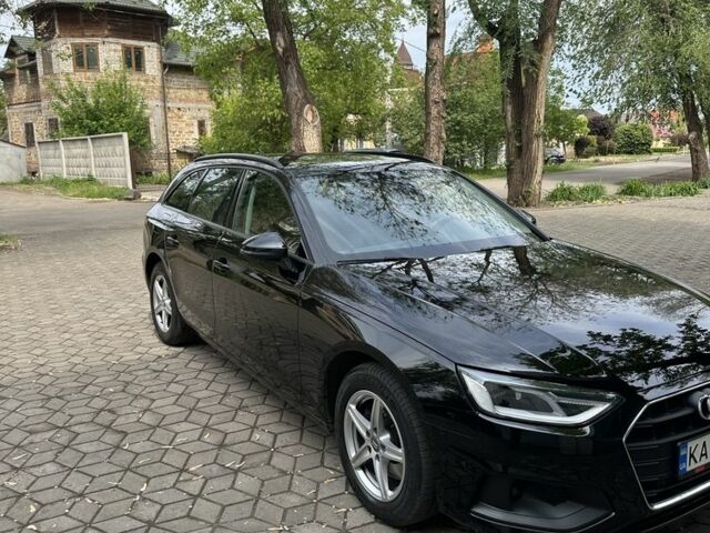 Черный Ауди А4, объемом двигателя 2 л и пробегом 60 тыс. км за 32400 $, фото 1 на Automoto.ua