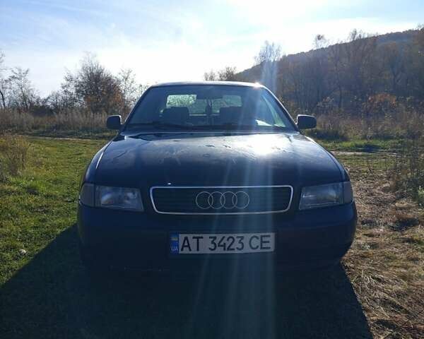 Коричневый Ауди А4, объемом двигателя 1.6 л и пробегом 360 тыс. км за 2500 $, фото 1 на Automoto.ua