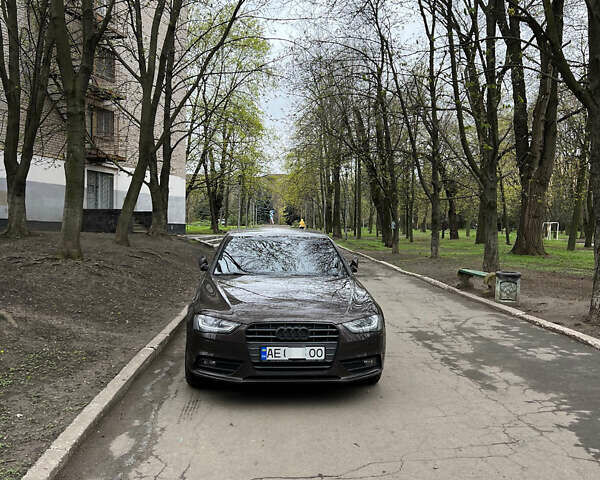 Коричневый Ауди А4, объемом двигателя 1.8 л и пробегом 139 тыс. км за 14000 $, фото 1 на Automoto.ua