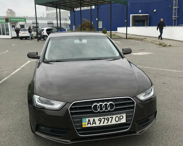 Ауди А4 2012 в Киеве на Automoto.ua Коричневый Ауди А4, объемом двигателя 1.8 л и пробегом 159 тыс. км за 13500 $, фото 1 на Automoto.ua