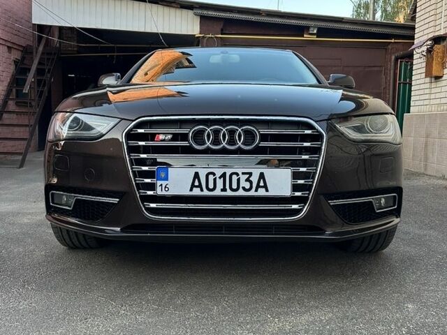 Коричневий Ауді А4, об'ємом двигуна 1.8 л та пробігом 172 тис. км за 11900 $, фото 1 на Automoto.ua