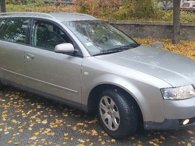Ауді А4 2004 у Києві на Automoto.ua Коричневий Ауді А4, об'ємом двигуна 1.9 л та пробігом 333 тис. км за 2800 $, фото 1 на Automoto.ua