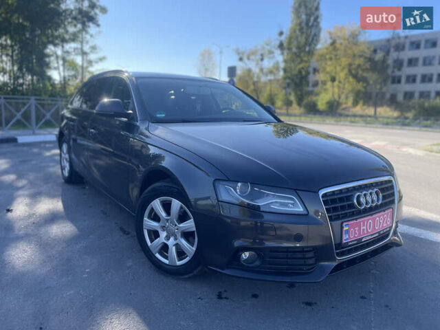 Коричневий Ауді А4, об'ємом двигуна 1.8 л та пробігом 241 тис. км за 7899 $, фото 1 на Automoto.ua