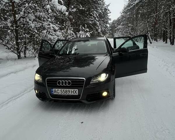 Коричневый Ауди А4, объемом двигателя 1.8 л и пробегом 265 тыс. км за 8000 $, фото 1 на Automoto.ua