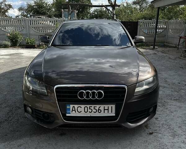 Коричневый Ауди А4, объемом двигателя 1.97 л и пробегом 369 тыс. км за 12200 $, фото 1 на Automoto.ua