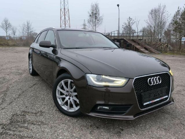 Коричневий Ауді А4, об'ємом двигуна 3 л та пробігом 241 тис. км за 12500 $, фото 1 на Automoto.ua