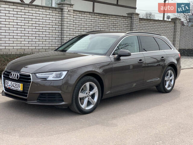 Коричневий Ауді А4, об'ємом двигуна 1.97 л та пробігом 150 тис. км за 19000 $, фото 1 на Automoto.ua