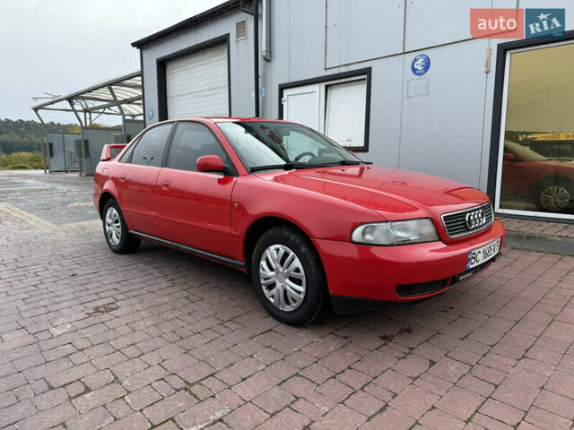 Ауди А4 1995 в Теребовле на Automoto.ua Красный Ауди А4, объемом двигателя 1.6 л и пробегом 310 тыс. км за 2350 $, фото 1 на Automoto.ua