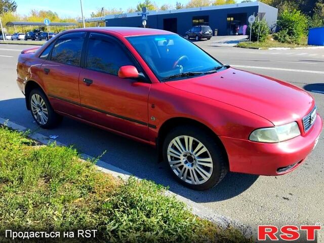 Червоний Ауді А4, об'ємом двигуна 1.8 л та пробігом 100 тис. км за 3200 $, фото 1 на Automoto.ua