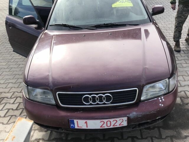 Красный Ауди А4, объемом двигателя 0 л и пробегом 310 тыс. км за 1600 $, фото 1 на Automoto.ua