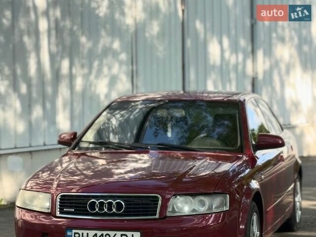 Червоний Ауді А4, об'ємом двигуна 1.78 л та пробігом 300 тис. км за 3699 $, фото 1 на Automoto.ua