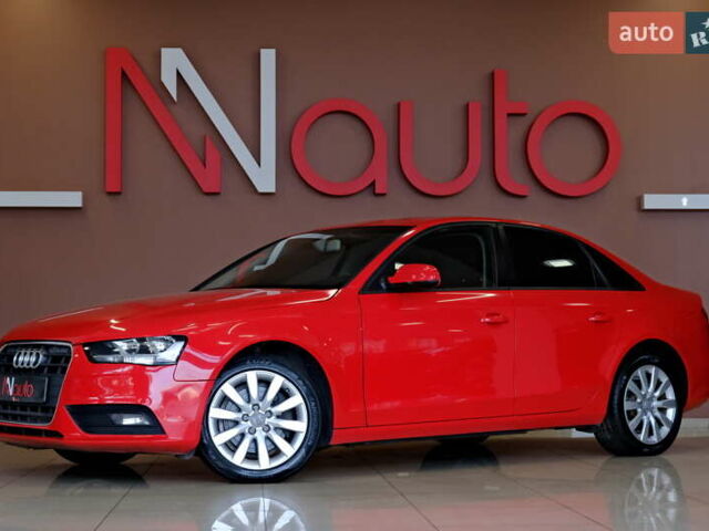 Красный Ауди А4, объемом двигателя 1.98 л и пробегом 171 тыс. км за 13500 $, фото 1 на Automoto.ua
