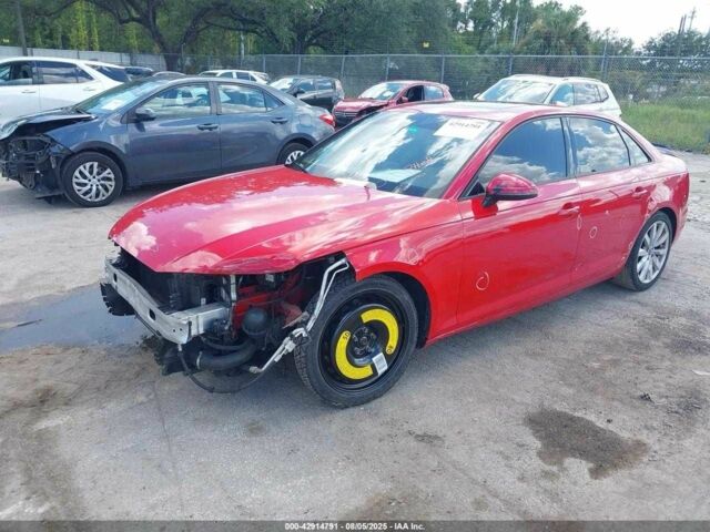 Красный Ауди А4, объемом двигателя 2 л и пробегом 219 тыс. км за 11500 $, фото 1 на Automoto.ua