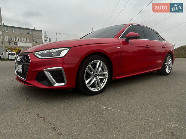 Ауди А4 2023 в Харькове на Automoto.ua Красный Ауди А4, объемом двигателя 1.98 л и пробегом 37 тыс. км за 33000 $, фото 1 на Automoto.ua