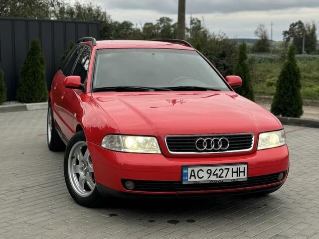 Красный Ауди А4, объемом двигателя 1.6 л и пробегом 315 тыс. км за 3350 $, фото 1 на Automoto.ua