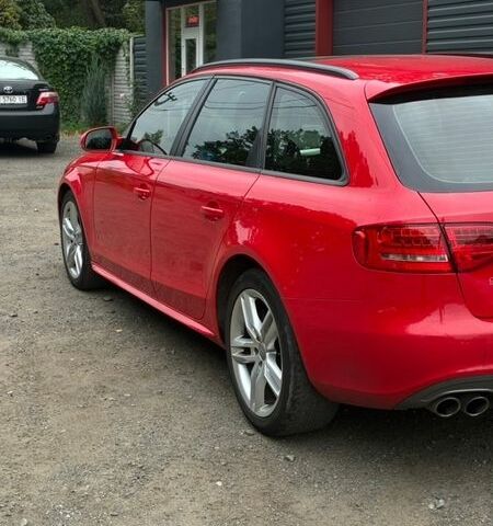 Красный Ауди А4, объемом двигателя 2 л и пробегом 334 тыс. км за 7850 $, фото 1 на Automoto.ua