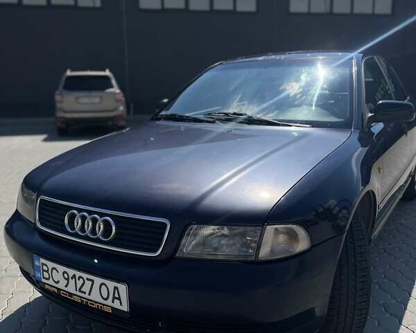 Ауди А4, объемом двигателя 1.6 л и пробегом 288 тыс. км за 2600 $, фото 1 на Automoto.ua