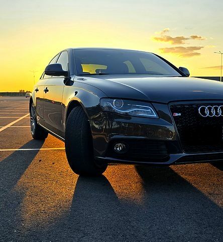 Ауди А4, объемом двигателя 2.7 л и пробегом 330 тыс. км за 8299 $, фото 1 на Automoto.ua