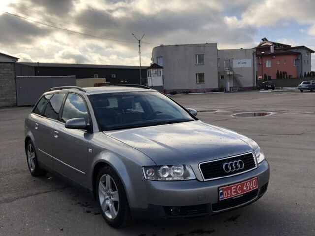Желтый Ауди А4, объемом двигателя 2 л и пробегом 250 тыс. км за 5650 $, фото 1 на Automoto.ua