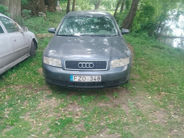 Сірий Ауді А4, об'ємом двигуна 0 л та пробігом 400 тис. км за 785 $, фото 1 на Automoto.ua