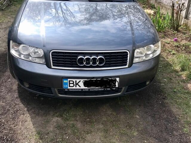 Серый Ауди А4, объемом двигателя 1.6 л и пробегом 289 тыс. км за 4700 $, фото 1 на Automoto.ua