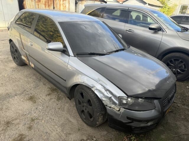 Сірий Ауді А4, об'ємом двигуна 2 л та пробігом 250 тис. км за 974 $, фото 1 на Automoto.ua