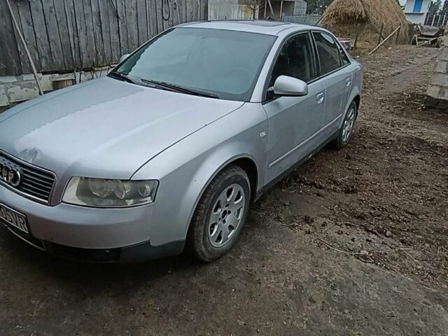 Сірий Ауді А4, об'ємом двигуна 1.9 л та пробігом 300 тис. км за 1550 $, фото 1 на Automoto.ua