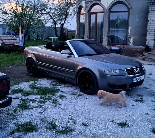 Сірий Ауді А4, об'ємом двигуна 2.4 л та пробігом 230 тис. км за 5800 $, фото 1 на Automoto.ua