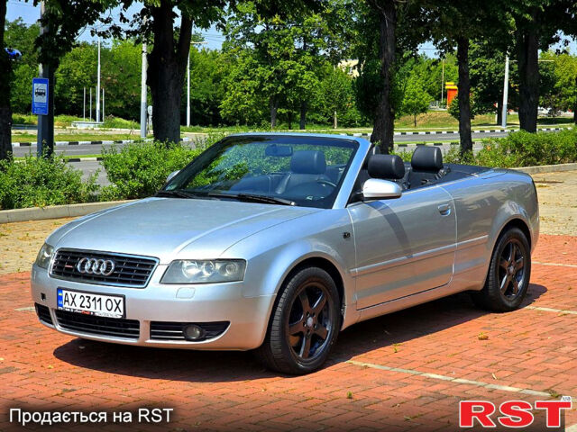 Серый Ауди А4, объемом двигателя 3 л и пробегом 250 тыс. км за 4900 $, фото 1 на Automoto.ua