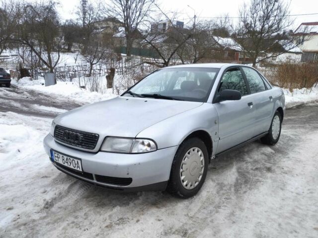 Серый Ауди А4, объемом двигателя 0 л и пробегом 480 тыс. км за 1500 $, фото 1 на Automoto.ua