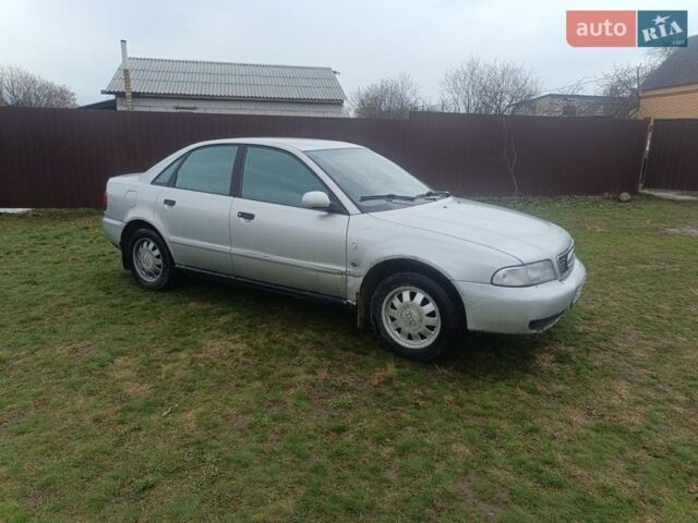 Серый Ауди А4, объемом двигателя 1.6 л и пробегом 359 тыс. км за 1650 $, фото 1 на Automoto.ua