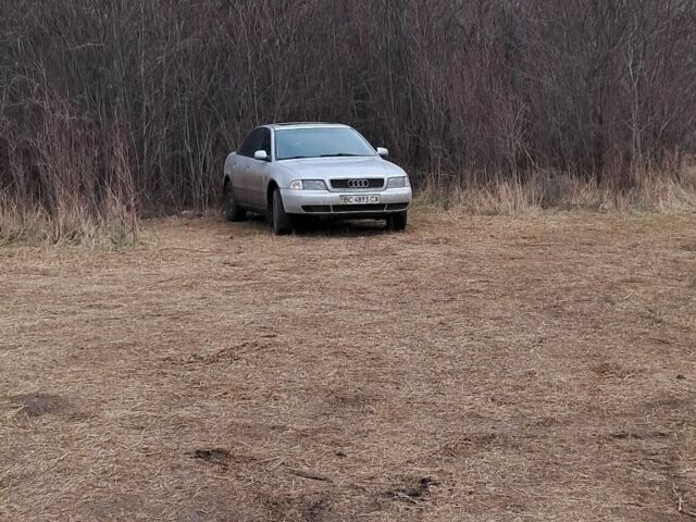 Ауди А4 1995 в Верхнеднепровске на Automoto.ua Серый Ауди А4, объемом двигателя 1.8 л и пробегом 470 тыс. км за 2400 $, фото 1 на Automoto.ua