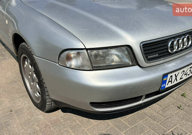 Серый Ауди А4, объемом двигателя 2.6 л и пробегом 370 тыс. км за 3800 $, фото 1 на Automoto.ua