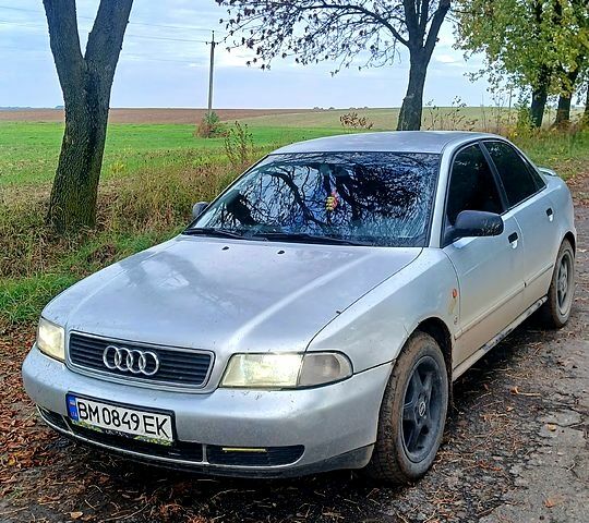 Ауди А4 1996 в Луцке на Automoto.ua Серый Ауди А4, объемом двигателя 1.8 л и пробегом 500 тыс. км за 3100 $, фото 1 на Automoto.ua