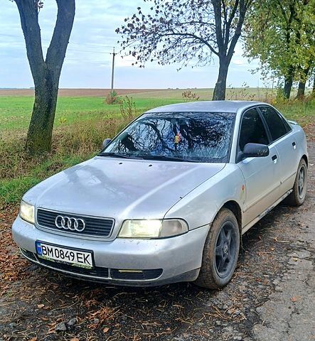 Серый Ауди А4, объемом двигателя 1.8 л и пробегом 550 тыс. км за 3000 $, фото 1 на Automoto.ua