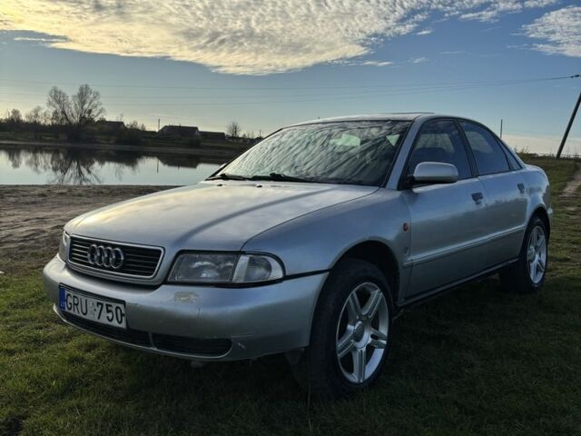 Сірий Ауді А4, об'ємом двигуна 1.9 л та пробігом 455 тис. км за 1500 $, фото 1 на Automoto.ua