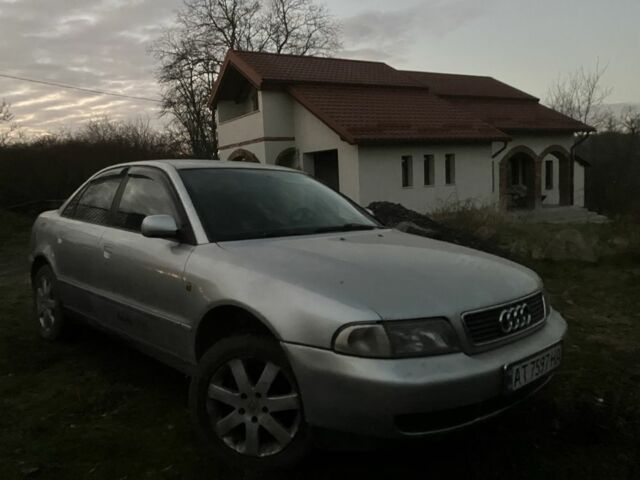 Серый Ауди А4, объемом двигателя 1.8 л и пробегом 323 тыс. км за 2500 $, фото 1 на Automoto.ua