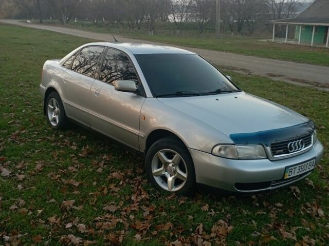 Сірий Ауді А4, об'ємом двигуна 0 л та пробігом 260 тис. км за 3600 $, фото 1 на Automoto.ua