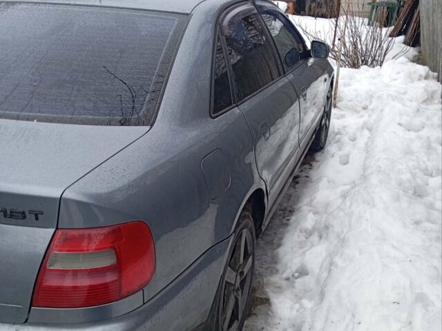 Сірий Ауді А4, об'ємом двигуна 1.8 л та пробігом 423 тис. км за 1000 $, фото 1 на Automoto.ua