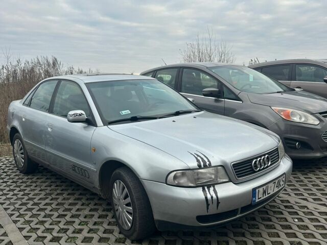 Сірий Ауді А4, об'ємом двигуна 1.6 л та пробігом 400 тис. км за 2100 $, фото 1 на Automoto.ua