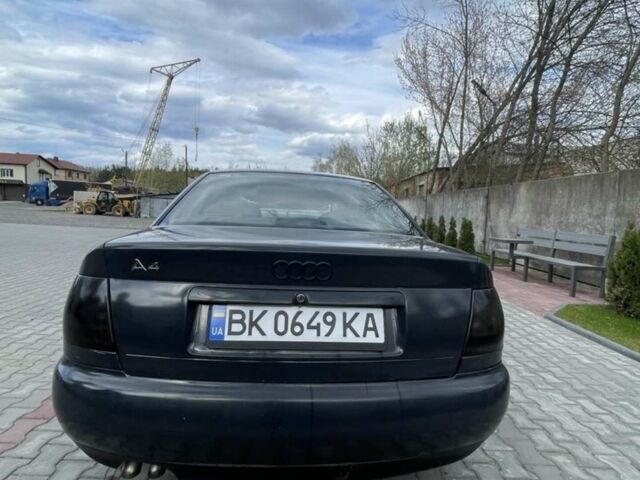 Сірий Ауді А4, об'ємом двигуна 1.9 л та пробігом 524 тис. км за 2500 $, фото 1 на Automoto.ua