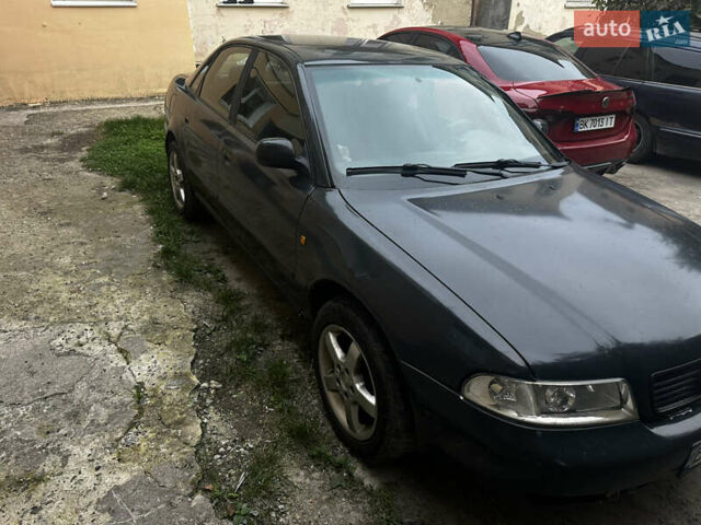 Сірий Ауді А4, об'ємом двигуна 1.9 л та пробігом 315 тис. км за 2500 $, фото 1 на Automoto.ua